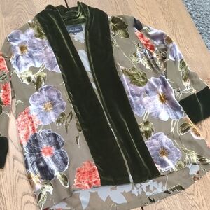 Floral Velvet Trim Women's Poncho